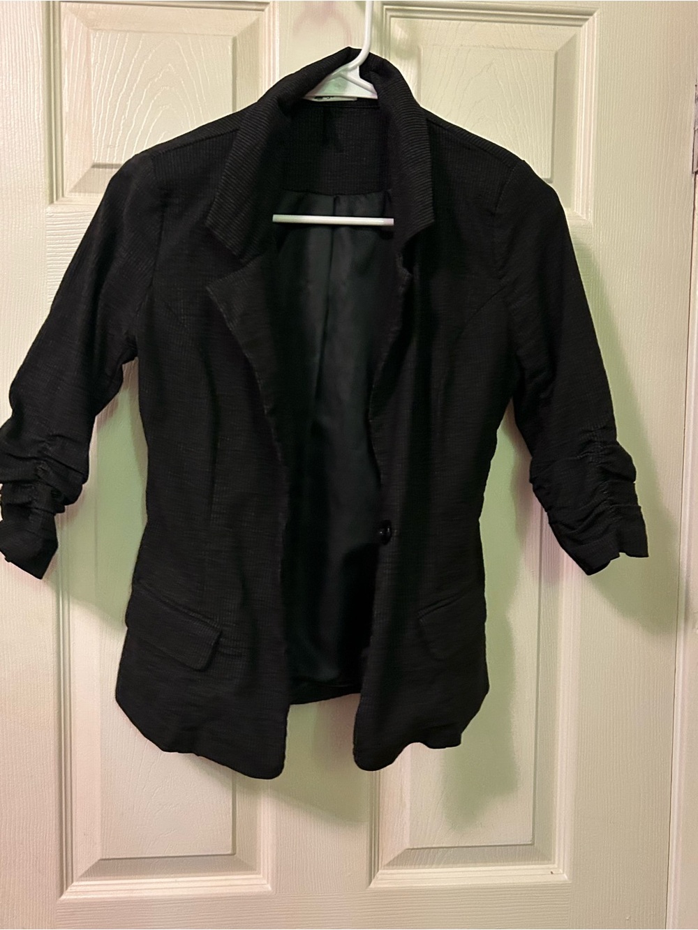 Papaya Black Ruched-Sleeve Blazer Jacket